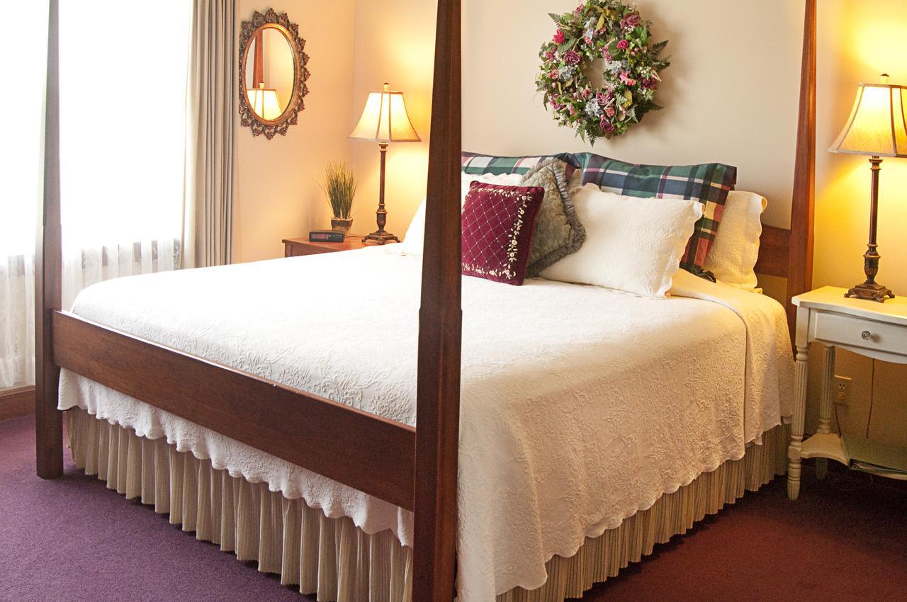 Carlisle Country Inn Берлин Екстериор снимка